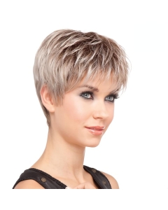 Synthetic Blonde Lace Front Faddish Short Wigs Synthetic Blonde Lace Front Faddish Short Wigs