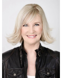 Young Fashion Platinum Blonde Chin Length Wavy Sexy Full Lace Wigs Young Fashion Platinum Blonde Chin Length Wavy Sexy Full Lace Wigs