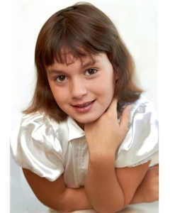 Incredible Blonde Straight Chin Length Kids Wigs Incredible Blonde Straight Chin Length Kids Wigs