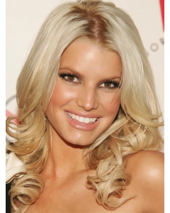 Sleek and perfectly cut layers long wavy lace front wig about 16 inches Sleek and perfectly cut layers long wavy lace front wig about 16 inches