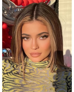 Straight Without Bangs Shoulder Length Lace Front Ombre/2 Tone Synthetic Kylie Jenner Wigs Straight Without Bangs Shoulder Length Lace Front Ombre/2 Tone Synthetic Kylie Jenner Wigs
