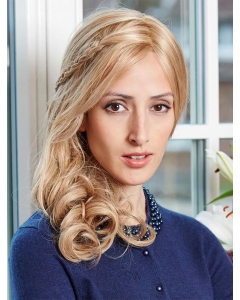 Affordable Blonde Wavy Shoulder Length Lace Front Human Hair Women Wigs Affordable Blonde Wavy Shoulder Length Lace Front Human Hair Women Wigs